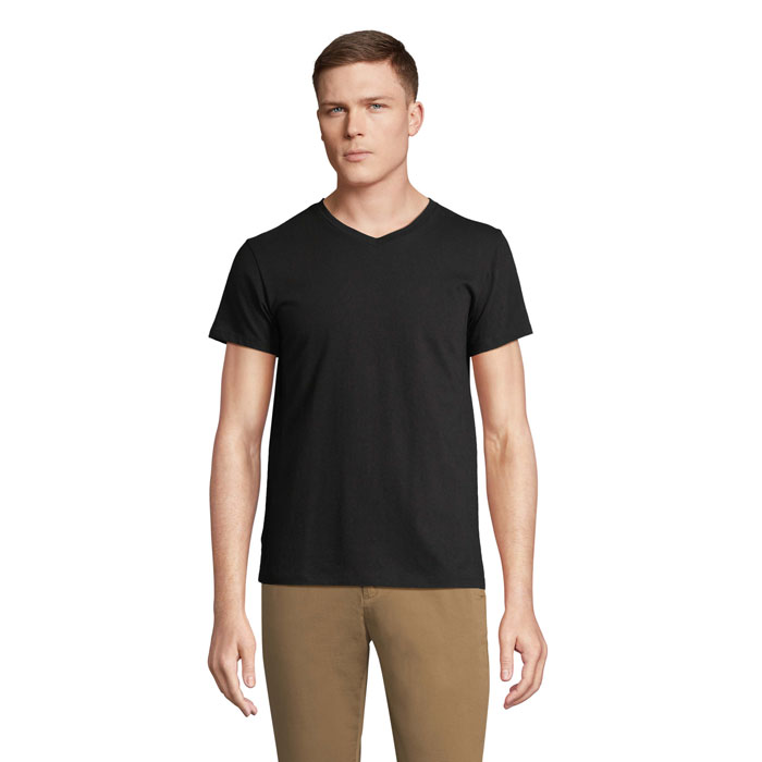 Regent V V-Neck T-Shirt